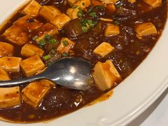 麻婆牛筋滑豆腐-南麓·浙里(外滩店)