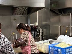 -魏旺湖北正宗牛肉面(硚口公园店)