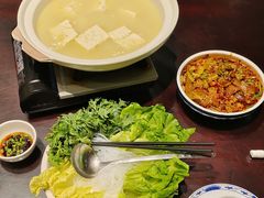 -顺兴老茶馆·精品川菜(世纪城店)