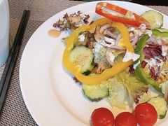 -大中华希尔顿酒店-念自助餐·嗨啤·小龙虾