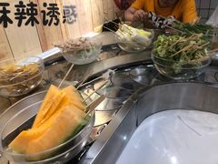 -百品聚旋转火锅(号外店)