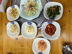 -亲昵春川鸡排(韩国美食街店)