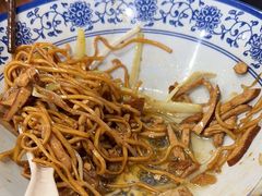 仔排拌川-何太太馄饨面铺(大浒东苑店)
