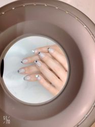 -手牵手美甲