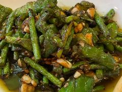 -吃饭皇帝大土家民族菜(正大广场店)