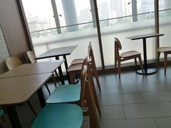 -德克士(哈西客站店)