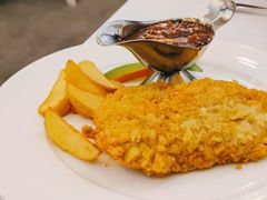 鲜面包粒吉列炸猪排-成桂西餐厅·42年的味道(五大道疙瘩楼店)