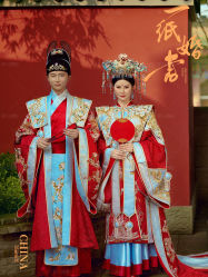 -黑马婚纱摄影