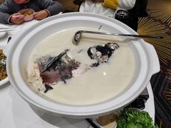 久宴天目湖大鱼头-久宴·天目湖大鱼头(恐龙园店)