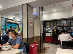 -康师傅私房牛肉面(马泉营奥莱店)