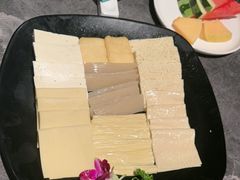 -德天肥牛海鲜火锅(城西银泰店)