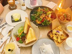 -玲婧胡同·生日蛋糕·餐厅(嘉里城店)