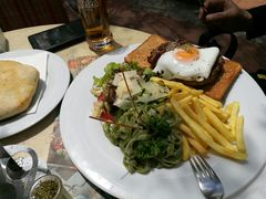 土司鸡蛋牛排-Boss Caffe