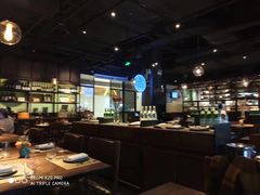 -Carbon莫卡哆·意大利复古集市餐厅(杭州大厦店)