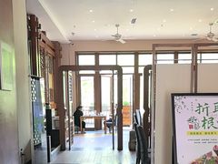 -黔蘑菇四季餐厅(观山湖店)