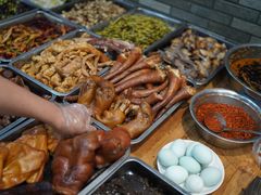 -雷祖芳老妈蹄花店