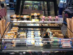 面包甜点陈列柜-盒马鲜生(宝地店)