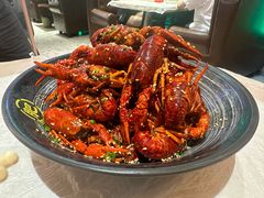 -肥肥虾庄·金牌油焖大虾(首义路店)