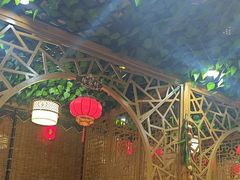 -袁小二大东北铁锅炖(吉祥村总部)