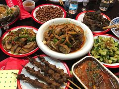 -阿郎龙虾烧烤海鲜馆(苏河融景店)