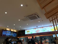 -南城香·饭香串香馄饨香(青年路店)