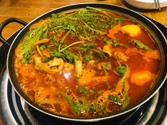 -喇喇排骨火锅·传统韩式脊骨汤(望京西园总店)