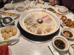 -三人行骨头王火锅(长寿店)