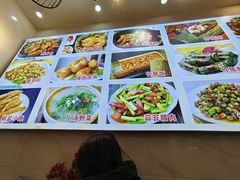 -梁姐啤酒鱼(兴坪古镇店)