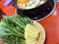 -菌之家·专业纯野生菌火锅·特色炒菌