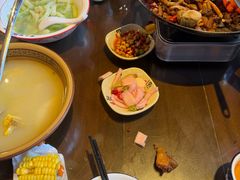 -富正毅三下锅·湘西韵味(天门山索道店)