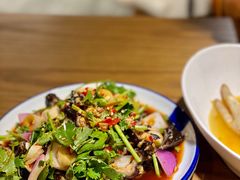 -二孃鸡爪爪(东风路总店)
