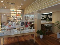 -猫的天空之城概念书店(景德镇陶溪川店)