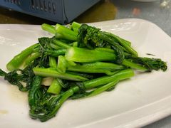 -皇马海口湾海景酒店(万绿园秀英港店)
