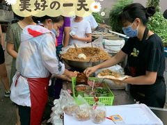 -六广门毛阿姨糯米饭