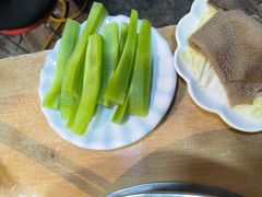 -肖肖酸萝卜鱼火锅(总店)