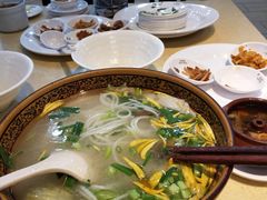 -桥香园云南过桥米线(金马碧鸡店)