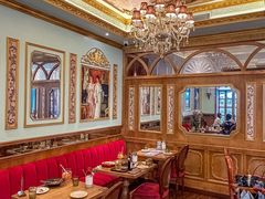 -秘密旅行Bonjour(黑金冠 江南西店)