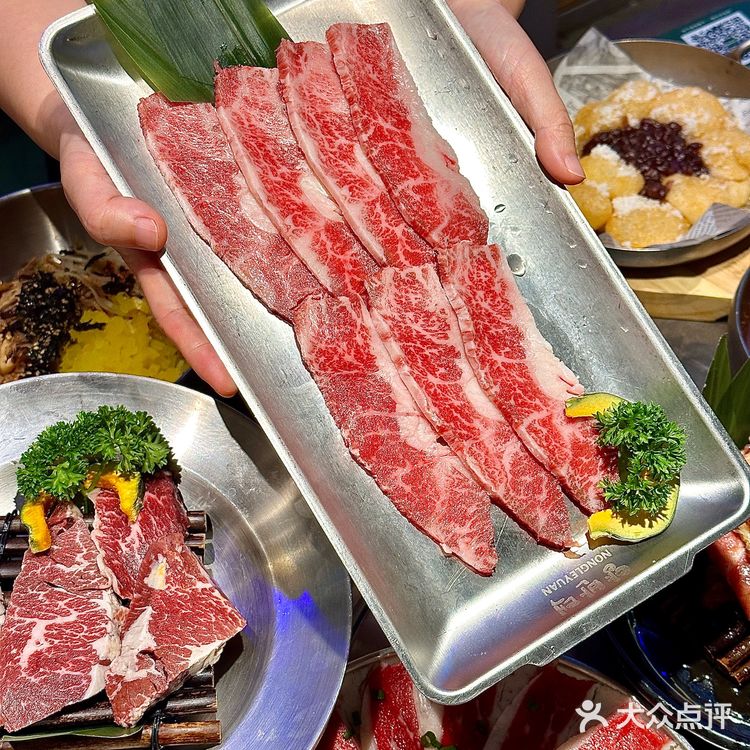 不懂就问，为什么现在的烤肉店都要推甜品啊？