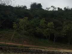 -梅岭月亮湾山体公园