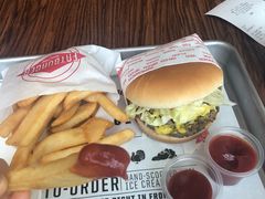 一重奏-FATBURGER 特富客汉堡(外交公寓店)
