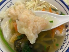 虾肉馄饨-长人馄饨铺(解放街店)