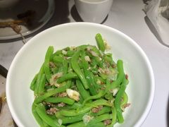 -费大厨辣椒炒肉(高铁吾悦广场店)