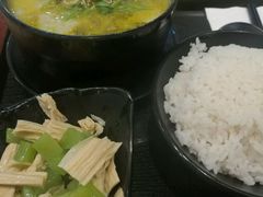 -哇蛙牛功夫面渝都料理(龙阳广场店)