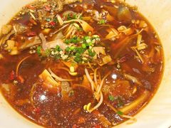 -新天明砂锅鱼头煲