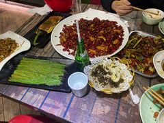 -龙虾风暴(松江店)