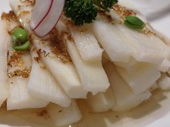-艳阳天民俗村(公园路店)