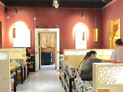 -苹果树下艺术餐厅(宋庄店)