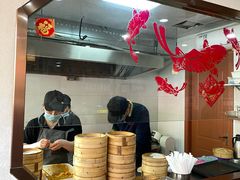 -裕兴记•蟹黄面馆(人民广场店)