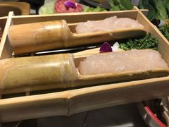 -尚尚仙·酸汤猪手·猪肚鸡火锅(华联万柳购物中心店)