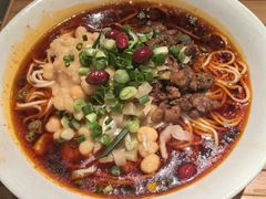 -周小波重庆小面·重庆名小吃(邹容路店)
